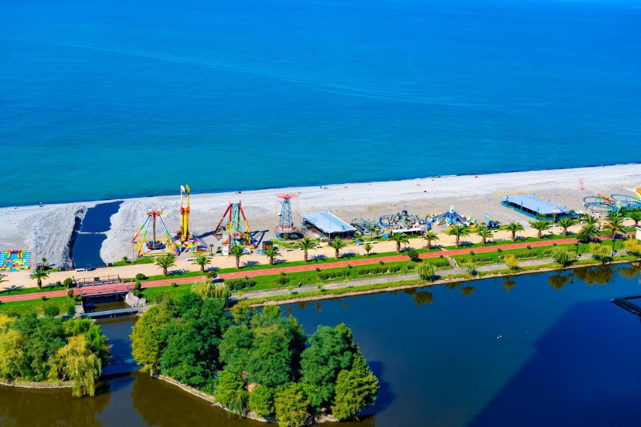 Orbi Sea View Apartment Batumi Exteriér fotografie